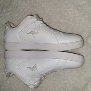 Kangaroo Size 11 Faux Suede Sneakers